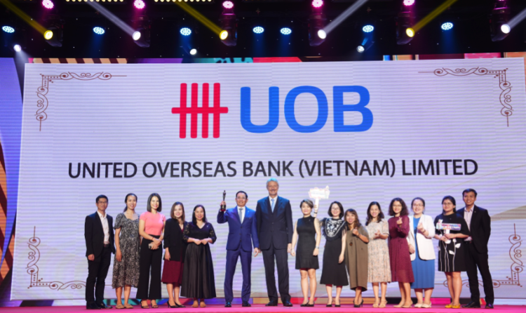 Ngân hàng UOB Việt Nam nhận giải thưởng “Nơi làm việc tốt nhất Châu Á 2023”