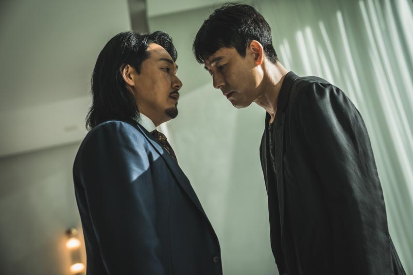 Jung Woo Sung tái xuất màn ảnh rộng Việt với vai trò đạo diễn của bộ phim Kẻ Giám Hộ - 2
