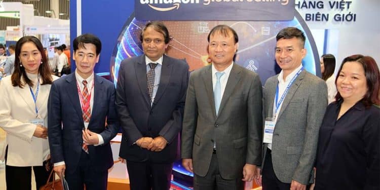 Amazon Global Selling tham dự Triển Lãm Kết Nối Chuỗi Cung Ứng Quốc Tế Vietnam International Sourcing Expo 2023 - 2