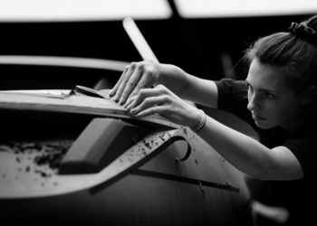 Rolls-Royce Droptail Coachbuild Roaster – Sự hiện hữu của nghệ thuật trong chuyển động