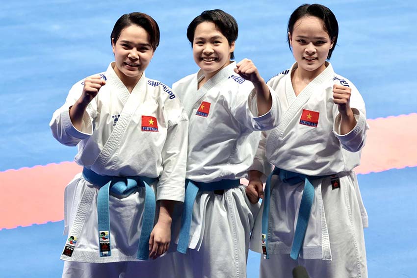 Karate mang về HCV nội dung Kata đồng đội nữ tại Asiad 19 - 1
