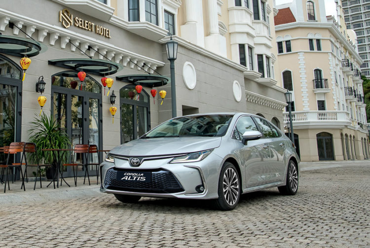 Toyota Việt Nam giới thiệu phiên bản nâng cấp 2023 của Toyota Corolla Altis