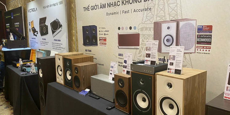 Vietnam High-end Show 2023: nơi 'trình làng' của những dàn loa tiền tỷ - 3