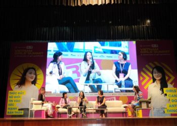 Diễn đàn PowHERful: Truyền cảm hứng cho 1.000 nữ sinh Việt Nam - 2