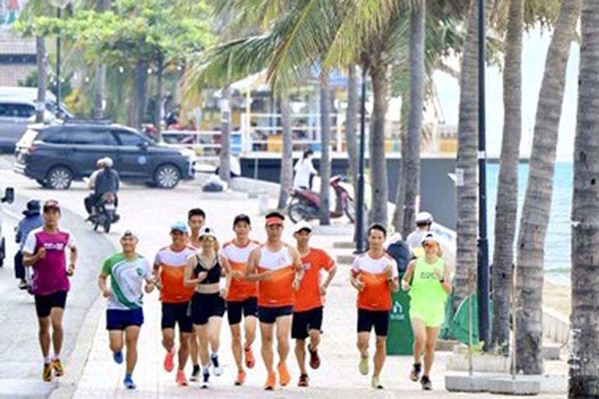 Khởi động Giải chạy Phan Thiết Marathon 2023 Hành Trình Xanh - 3