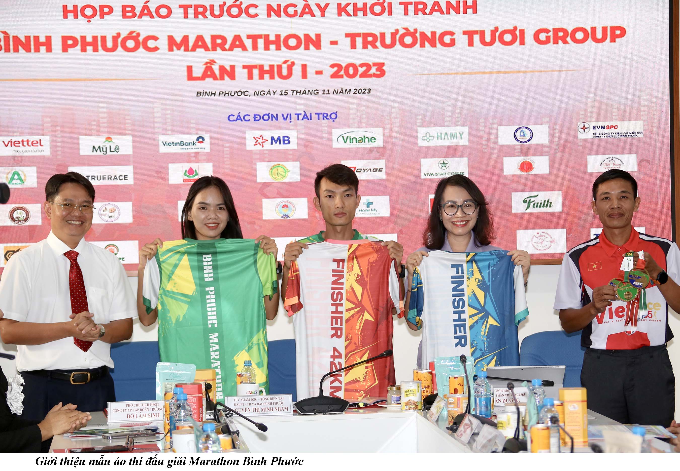 Marathon Bình Phước 'Đường chạy của những nhà vô địch' - 5