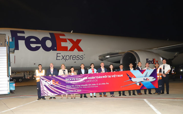 FedEx Express Việt Nam nâng cấp dịch vụ vận chuyển từ châu Á đến châu Âu sớm hơn một ngày