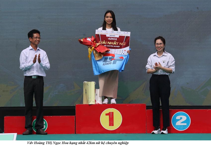 Gỉải Bình Phước Marathon Trường Tươi Group thành công tốt đẹp - Thị xã Phước Long dậy sóng với hơn 3 ngàn bước chân cùng chạy - 12