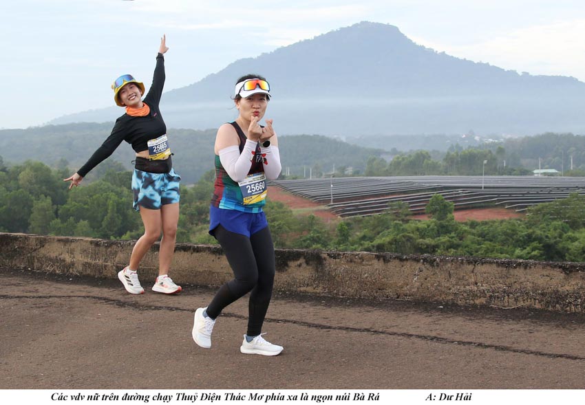 Gỉải Bình Phước Marathon Trường Tươi Group thành công tốt đẹp - Thị xã Phước Long dậy sóng với hơn 3 ngàn bước chân cùng chạy - 3