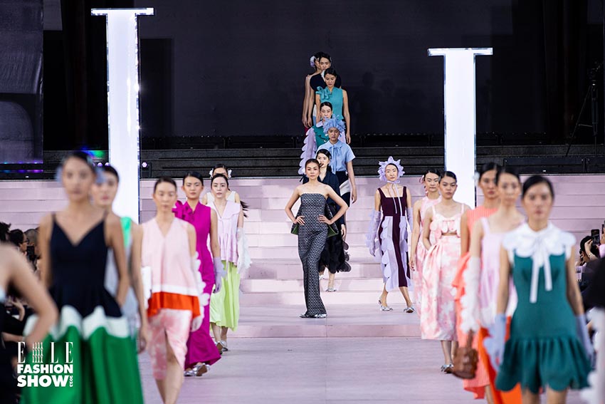 ELLE Fashion Show 2023 – màn trình diễn mãn nhãn của hơn 100 thiết kế thời trang tại Dinh Độc Lập - 3