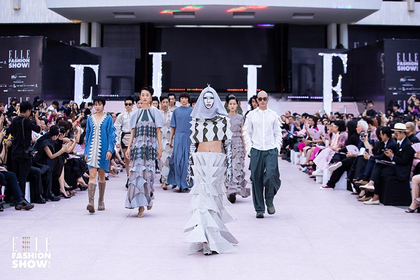 ELLE Fashion Show 2023 – màn trình diễn mãn nhãn của hơn 100 thiết kế thời trang tại Dinh Độc Lập - 4