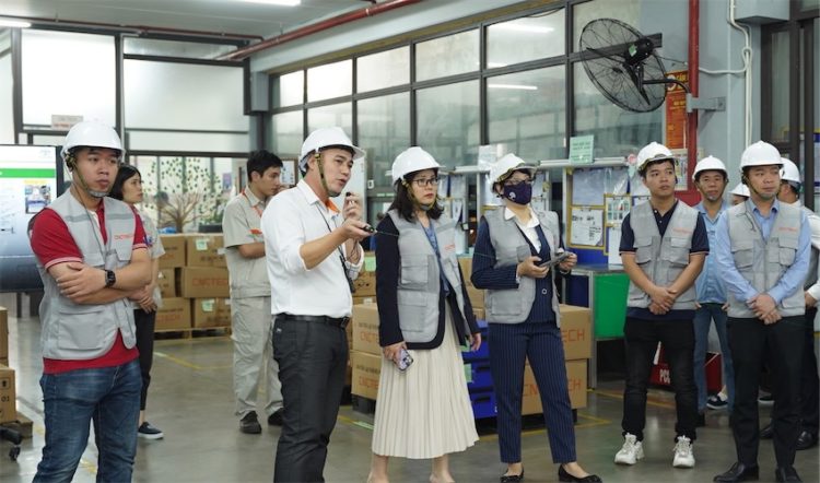 Toyota Việt Nam và Bộ Công Thương kỷ niệm bốn năm hợp tác phát triển công nghiệp hỗ trợ ô tô