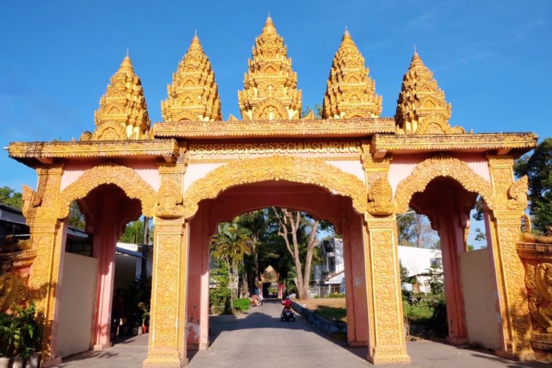 cổng chùa Som Rong