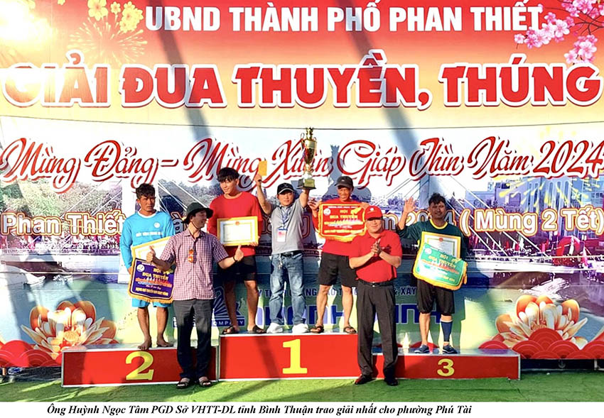 Giải đua thuyền – Thúng mừng Xuân Giáp Thìn TP Phan Thiết: Đội thuyển phường Phú Tài đoạt cú đúp - 9