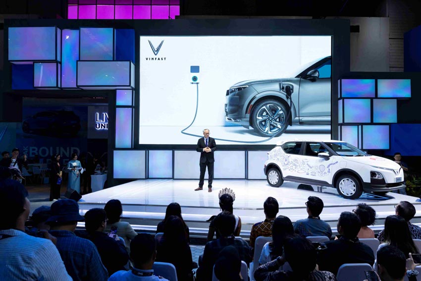 Vinfast chính thức giới thiệu dải xe điện tay lái nghịch - 3