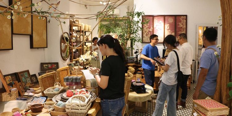 Phiên chợ của những sản phẩm 100% handmade - 2