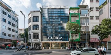 Câu chuyện về một ngôi nhà cũ biến hình thành trung tâm thẩm mỹ hiện đại