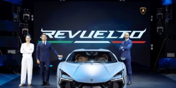 Lamborghini Revuelto