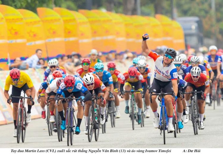 Martin Lass đội Vĩnh Long thắng chặng đầu tiên - 13