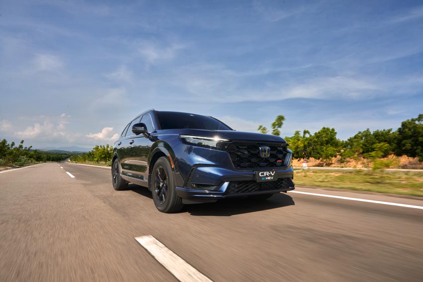 Honda CR-V e:HEV RS và Civic RS chiến thắng tại 'Xe của năm 2024' - 2