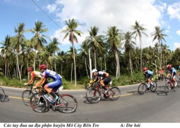 Cảnh cáo Áo vàng Petr Rikunov và Lê Nguyệt Minh - 4