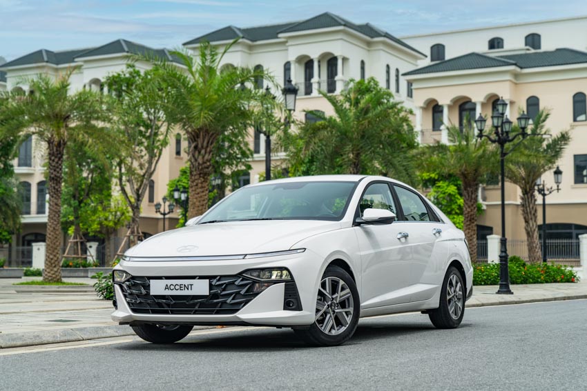 Hyundai Accent hoàn toàn mới ra mắt thị trường Việt Nam - 4
