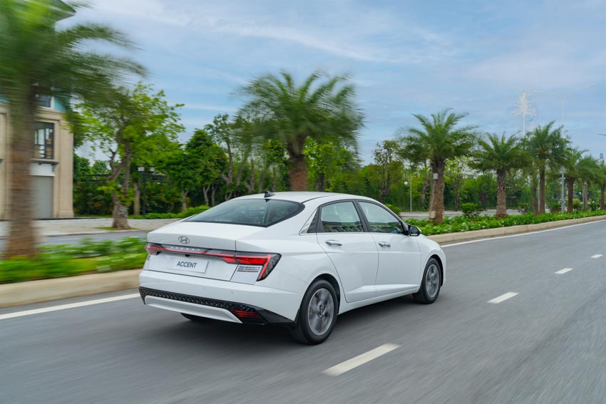 Hyundai Accent hoàn toàn mới ra mắt thị trường Việt Nam - 7