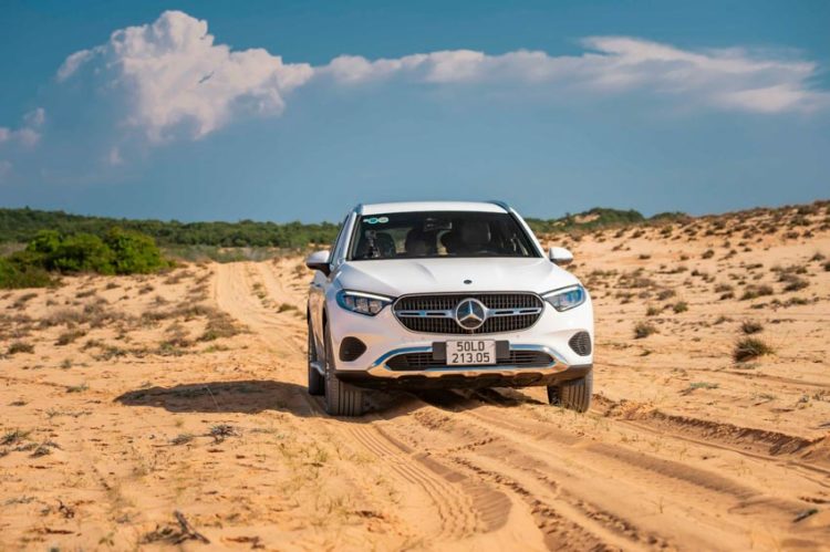 Mercedes-Benz Việt Nam: Gói ưu đãi 5 năm cho GLC (X254) & C 43 4MATIC