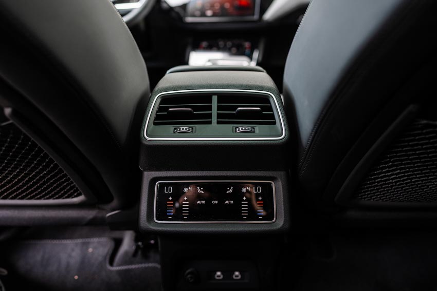 Audi Q8 e-tron: Tiên phong trong phân khúc SUV thuần điện cao cấp - 11