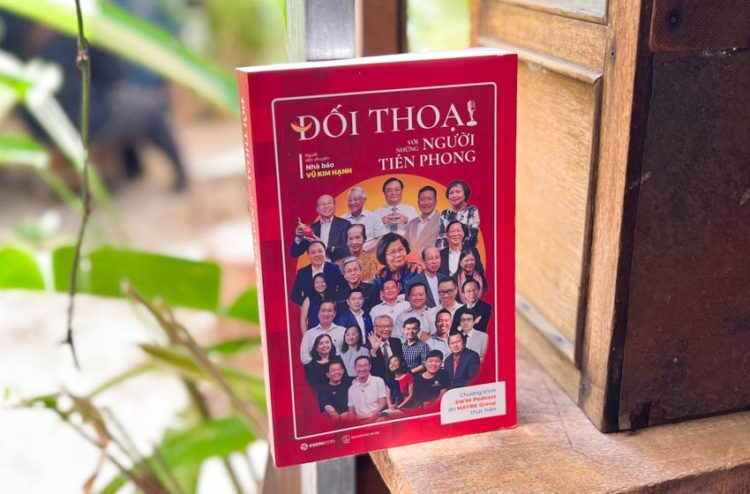 Đối thoại với những người người tiên phong cùng nhà báo Vũ Kim Hạnh