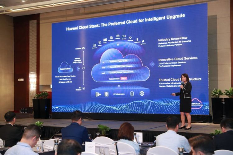 Huawei Cloud Summit Vietnam 2024: Định hình con đường số hóa ngành
