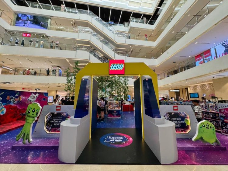 Tháng thiếu nhi rộn ràng với bộ sưu tập vũ trụ LEGO - 1