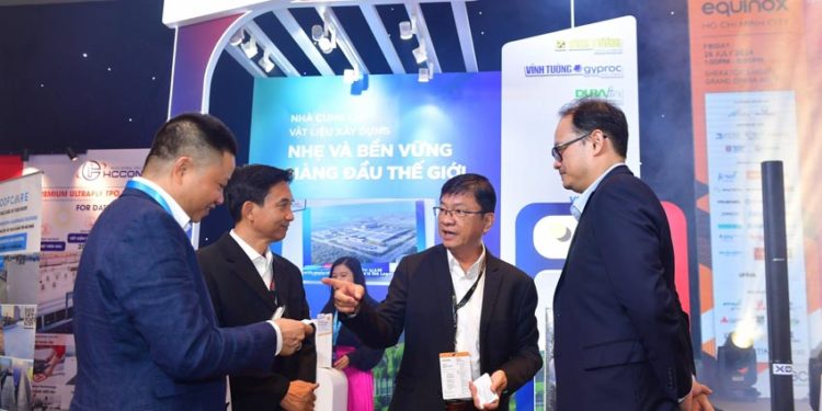 Saint-Gobain thúc đẩy phát triển vật liệu xanh tại BCI Equinox HCMC 2024 - 3
