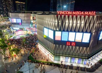 UNIQLO Vincom Grand Park: Điểm đến mới cho tín đồ thời trang - 1
