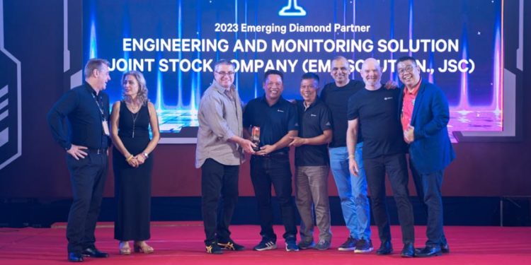 Vertiv tôn vinh đối tác xuất sắc tại Hội nghị Kênh Châu Á 2024