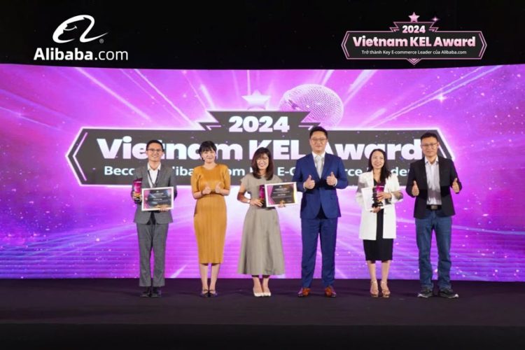 Alibaba.com tôn vinh tài năng thương mại điện tử B2B xuất sắc tại Việt Nam - 2