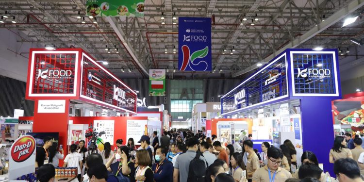 Ẩm thực Hàn Quốc thu hút khách hàng Việt Nam tại triển lãm Vietfood & Beverage 2024 -1