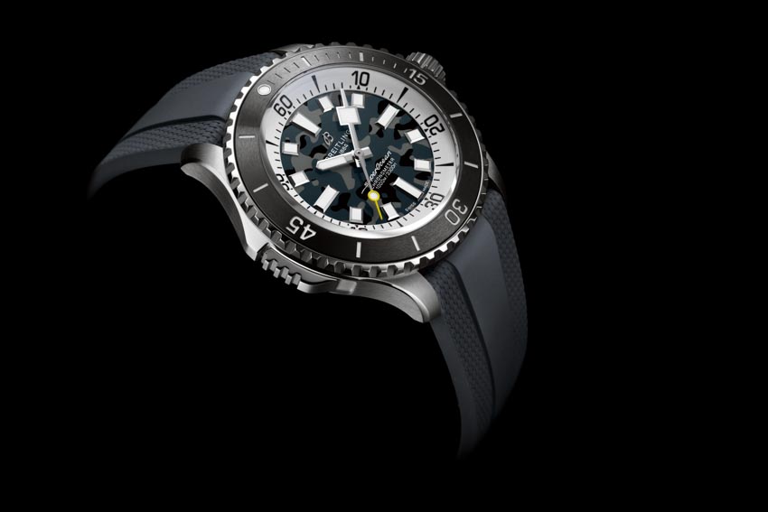 Khám phá 'Cầu vồng' dưới đáy đại dương cùng Breitling Superocean mới - 3