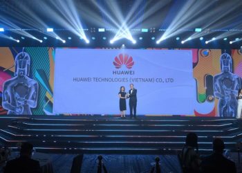 Huawei Việt Nam được vinh danh là 'Nơi làm việc tốt nhất Châu Á 2024' - 1