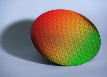 Intel Foundry đạt cột mốc đột phá