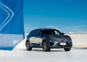 VinFast tăng cường ưu đãi 50% lệ phí trước bạ cho các dòng xe VF