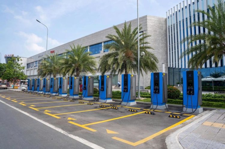 V-GREEN tiên phong mô hình trạm sạc nhượng quyền