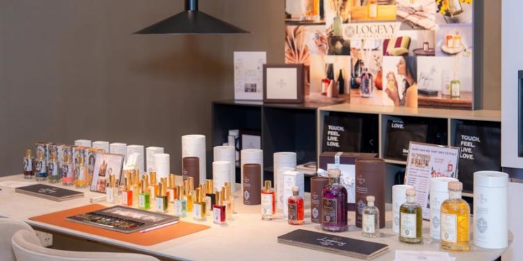 Nâng cấp không gian sống qua sự kết hợp hoàn hảo giữa nội thất và hương thơm - 3