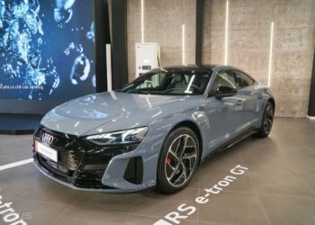Audi Việt Nam triệu hồi Audi e-tron GT để kiểm tra pin cao áp
