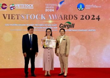 Thứ trưởng Bộ Công Thương Phan Thị Thắng - 1