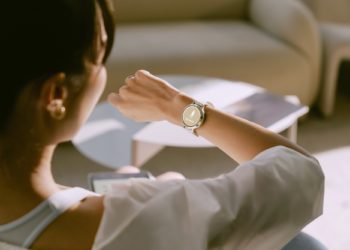 Garmin ra mắt Lily 2 Active: Đồng hồ thông minh thời trang với GPS dành riêng cho phái đẹp - 2