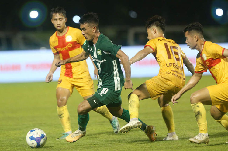 Trường Tươi Bình Phước khởi đầu mùa giải mới bằng chiến thắng - 2