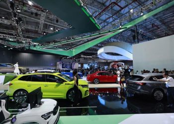 Vietnam Motor Show 2024 khai mạc: Đột phá với công nghệ xanh và loạt xe mới - 3