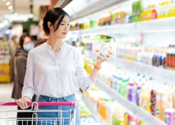 Người tiêu dùng Việt Nam lạc quan nhất ASEAN về triển vọng kinh tế của quốc gia