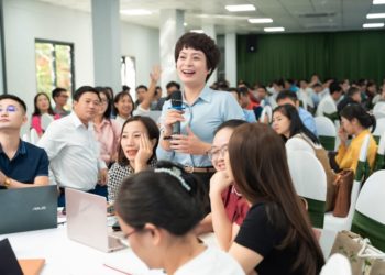 Giáo viên an ninh mạng